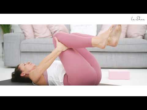 Yoga bei Hallux valgus: LaShoe „Healthy Feet Tips” mit Yoga-Expertin Betty Sturm I SOS-Tipps