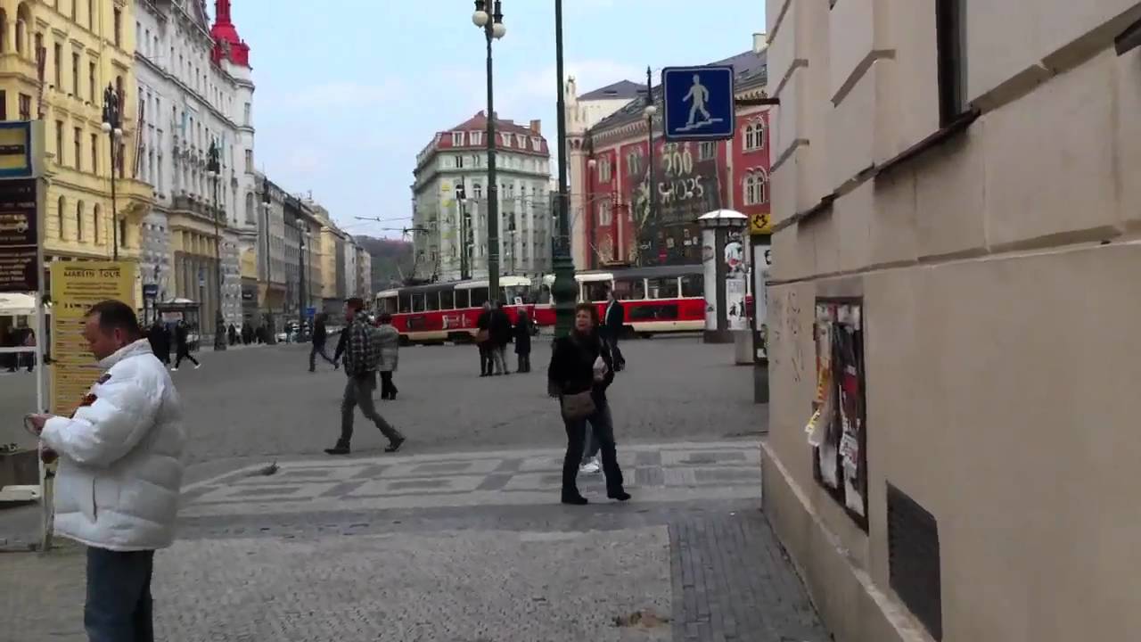 Destino PRAGA: Calle Celetna simple nemlendirici