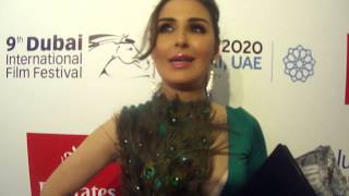 DIFF Wiam Al-Dahmani UAE Singer and TV presenter at Opening Ceremony - SNH Baber EQ Arabia .MP4