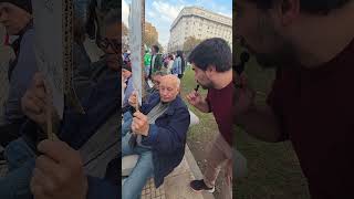 ENTREVISTAMOS A UN JUBILADO QUE NOS CUENTA SU SITUACION.