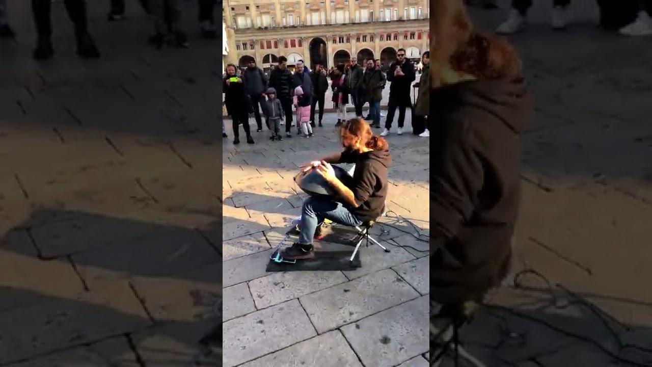 HandPan Busker in Bologna