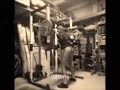 Stay home, Work out at home with my wife. Shoulders and Legs.