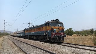 Kalyan WCAM-3 with 11029 Mumbai CSMT - Kolhapur Koyna Express