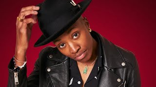 Celebrity Getting Support From Mal Wright  #chronicillness Profile