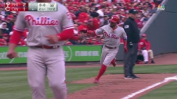 PHI@CIN: Galvis launches a two-run shot in the 2nd