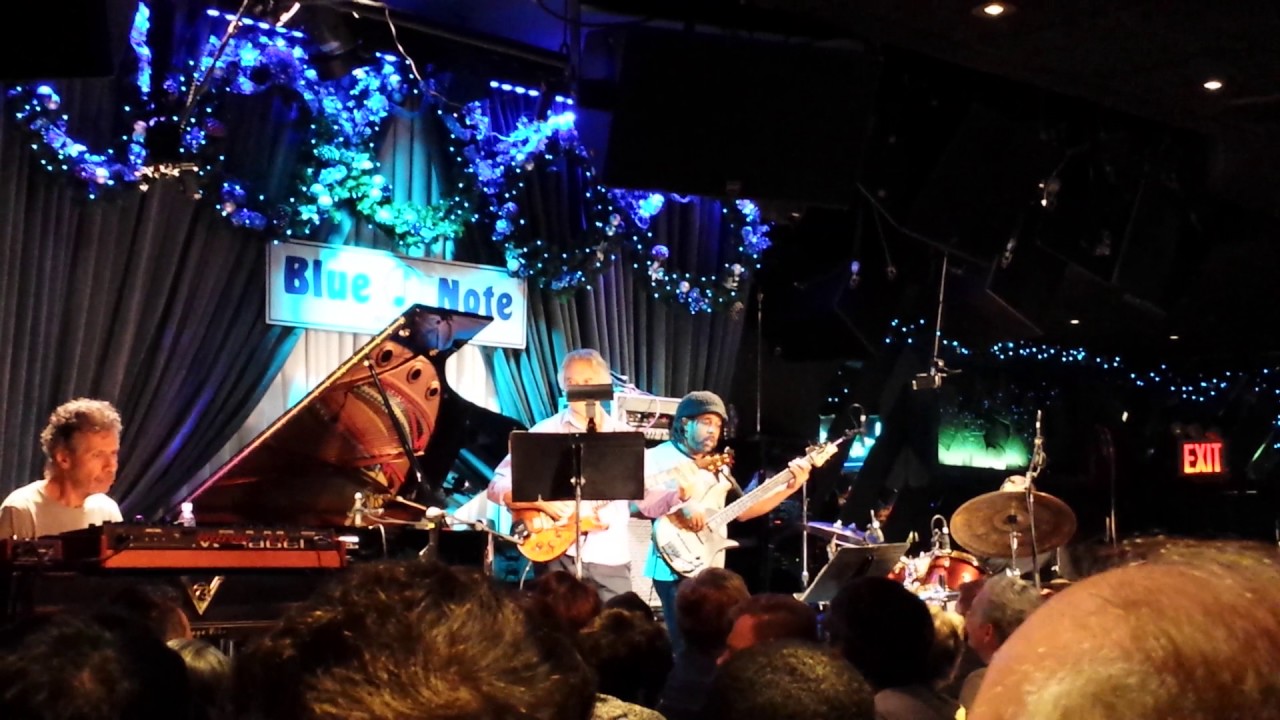 Miles Beyond - Chick Corea, John McLaughlin, Victor Wooten, Lenny White