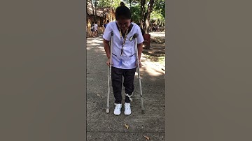 3 point gait crutches
