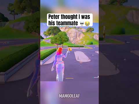 Bro forgot he was playing solos 😭💀 #fortnite #fortniteshorts #gaming