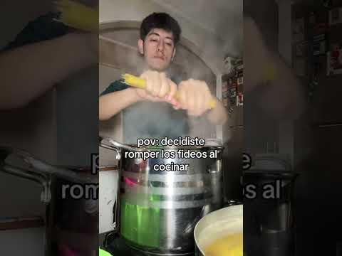 Yo cuando rompo los videos al cocinar 😅😂