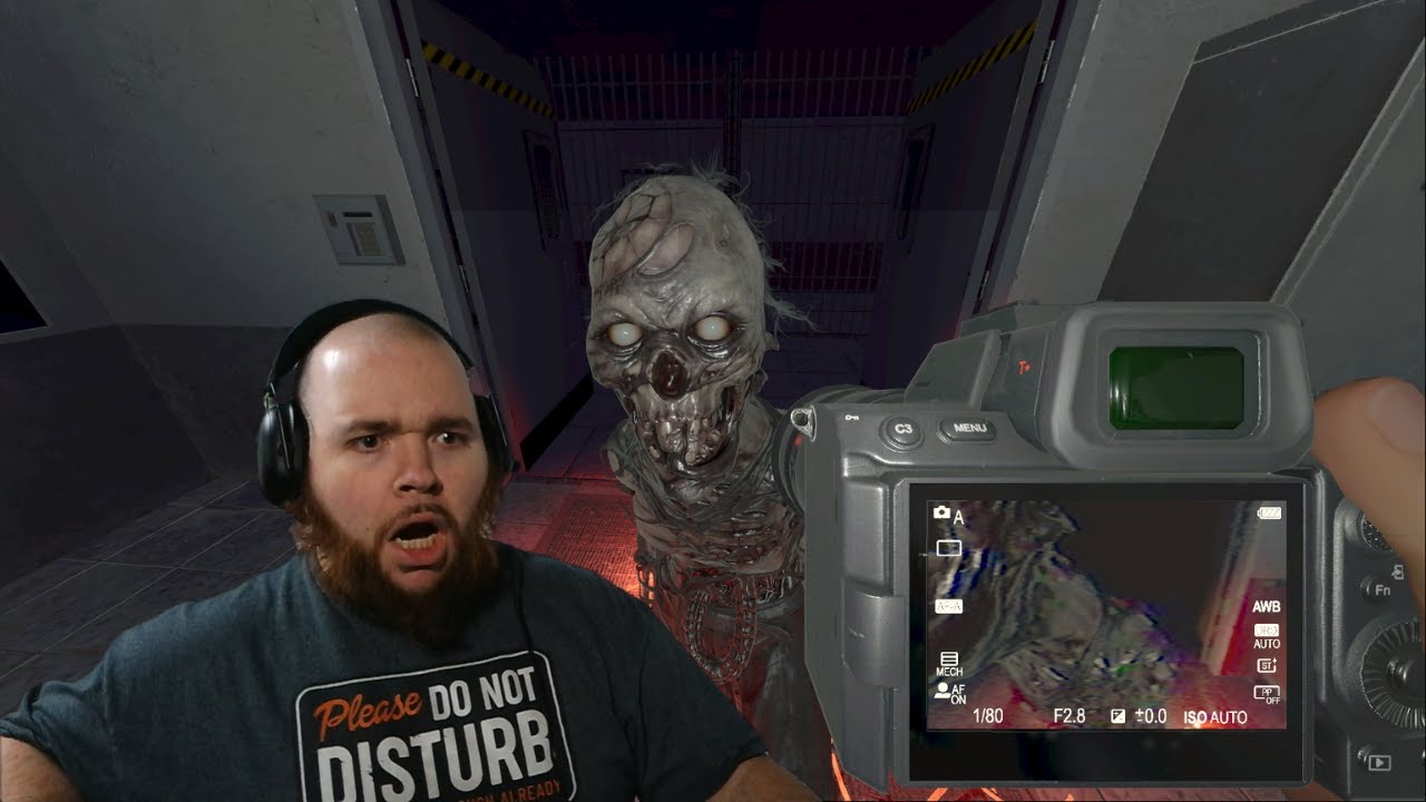 The Baldest Phasmophobia Content Creator has returned