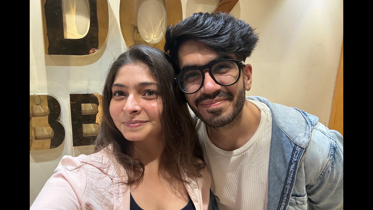 Valentine Vlog With Vyuk ❤️