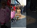 【倫敦街頭假人?其實是真人!】柯芬園金人現身|Covent Garden Living Statue Performance