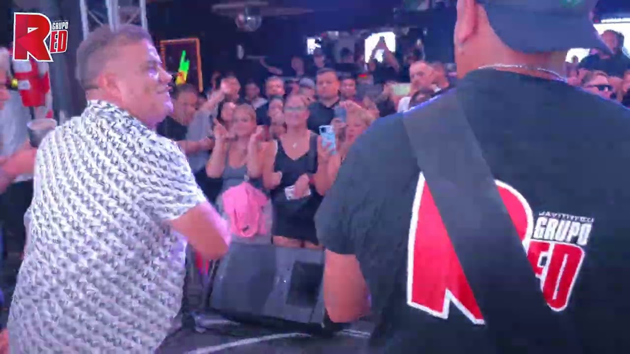 Amor de adolescentes / No me dejes / No podre olvidarte - Red en la Tienda de los Artistas