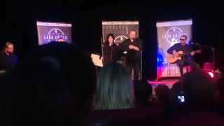 Láďa Křížek & Leona Šenková "Schoulená"