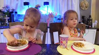 Twins try sticky rice Details