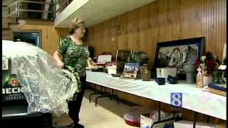 Woman Needs $60,000 For Prosthetic Fingers