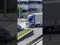 大型トラック4トンおばけ4トラックの長さの違いやなあ😆