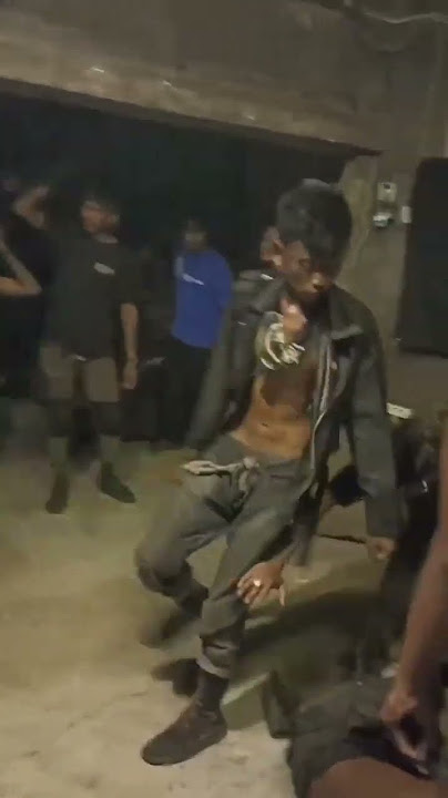 punk rese di acara kena hantam di muka🤣