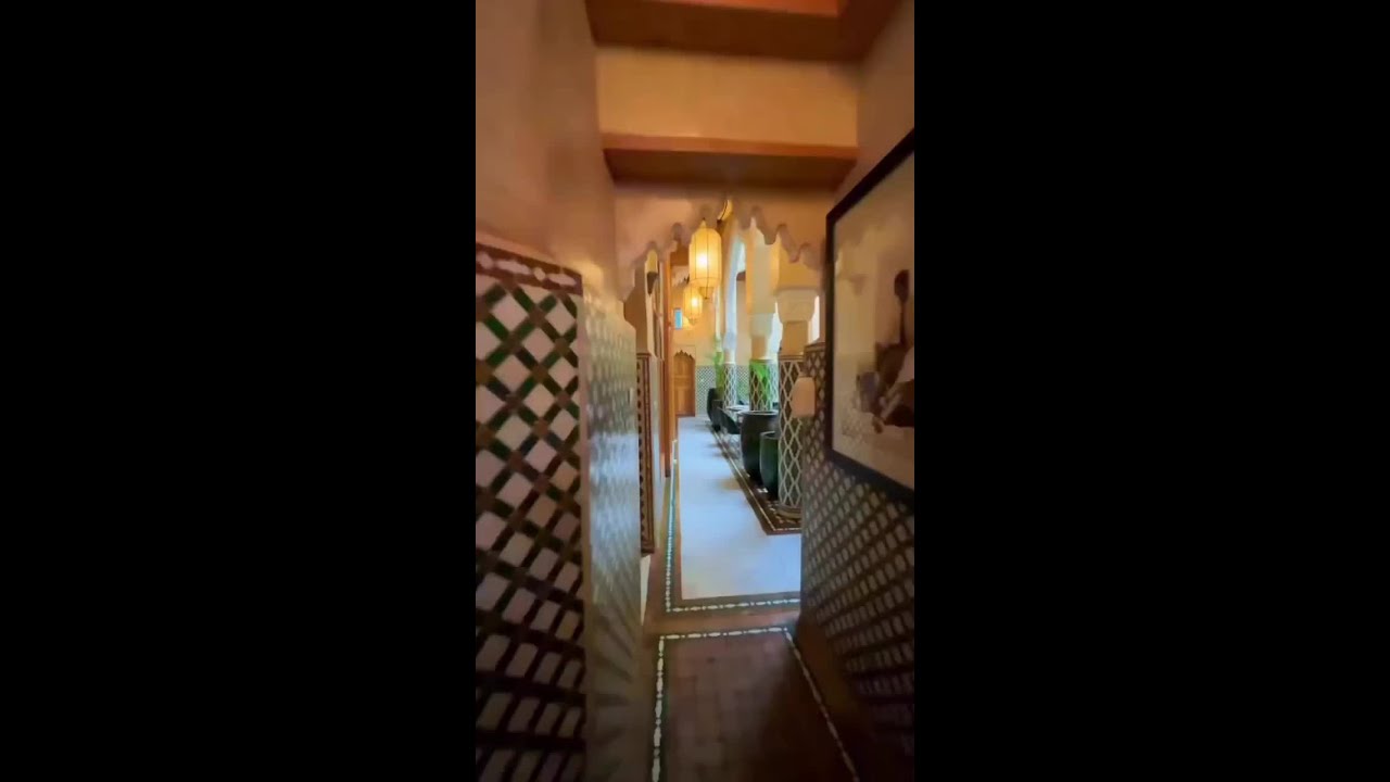 Get lost in the maze-like streets of Chefchaouen, the Blue Pearl of Morocco!