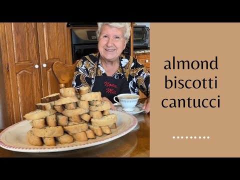 Videó: Hogyan Készítsünk Klasszikus Mandula Biscotti Receptet