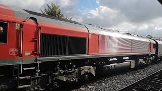 what a legend driver class 66 arriving and departing Gloucester with a mega tone