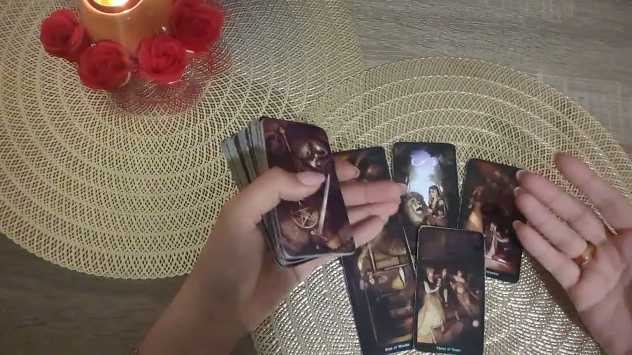 Какво мисли ,че чувствате към него /нея?