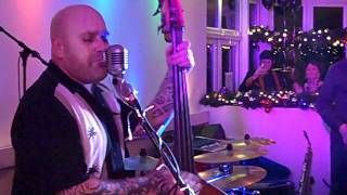 Download Lagu Hullabaloo do Runaround Sue MP3 Download Lagu Hullabaloo do Runaround Sue MP3
