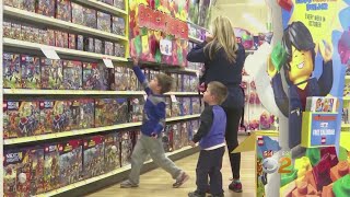 Reminaing Toys 'R' Us Stores Closing Friday Reminaing Toys 'R' Us Stores Closing Friday