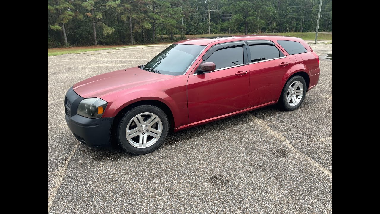 2007 Dodge Magnum 4 Door Hatchback (213,727 Miles)