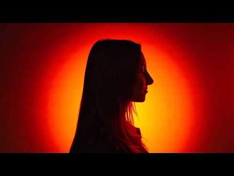 GIELLE - CAUGHT IN THE FIRE (Official Visualizer)