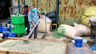 How to make Hemp Panel? Manual Casting Hempcrete Panel Machine 2