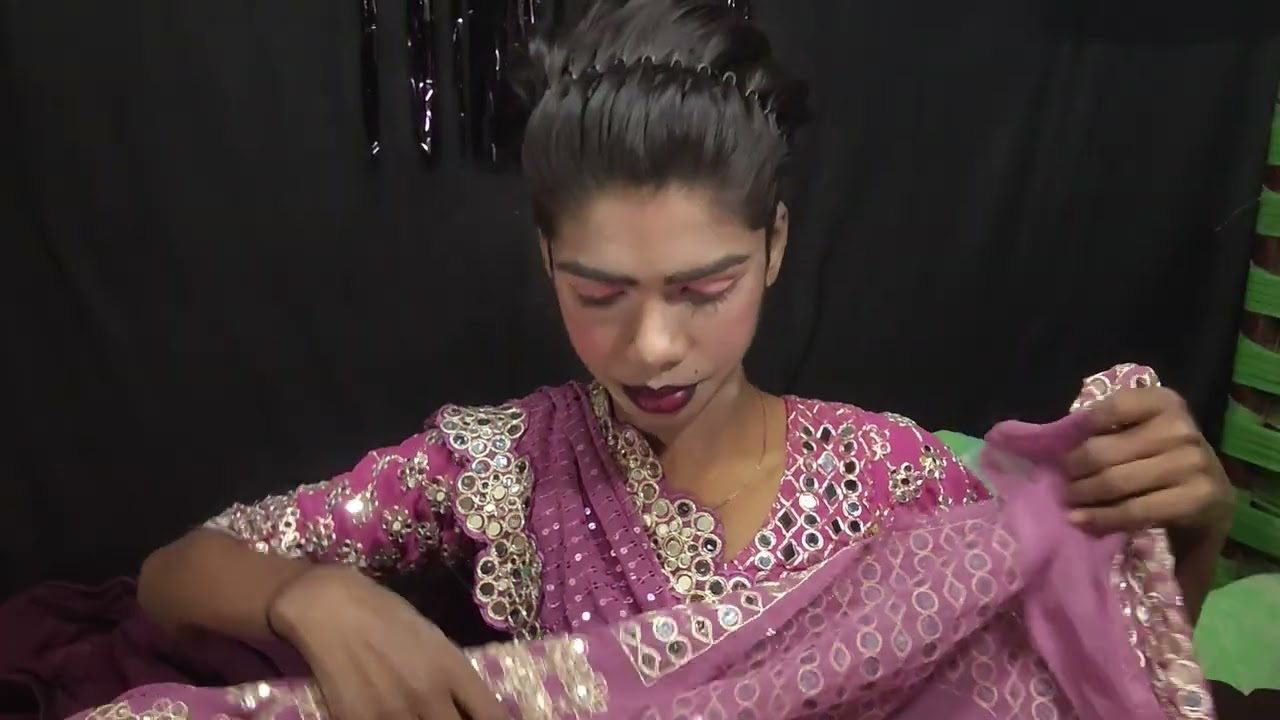 मेकअप के बाद ज्वेलरी पहनने का तरीका जाने कैसे पहना जाता है