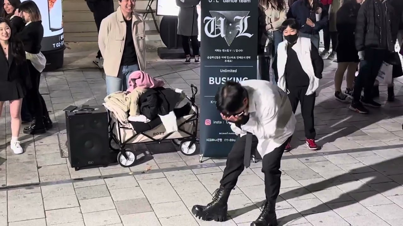 HONGDAE K-POP BUSKING - [BTS] On