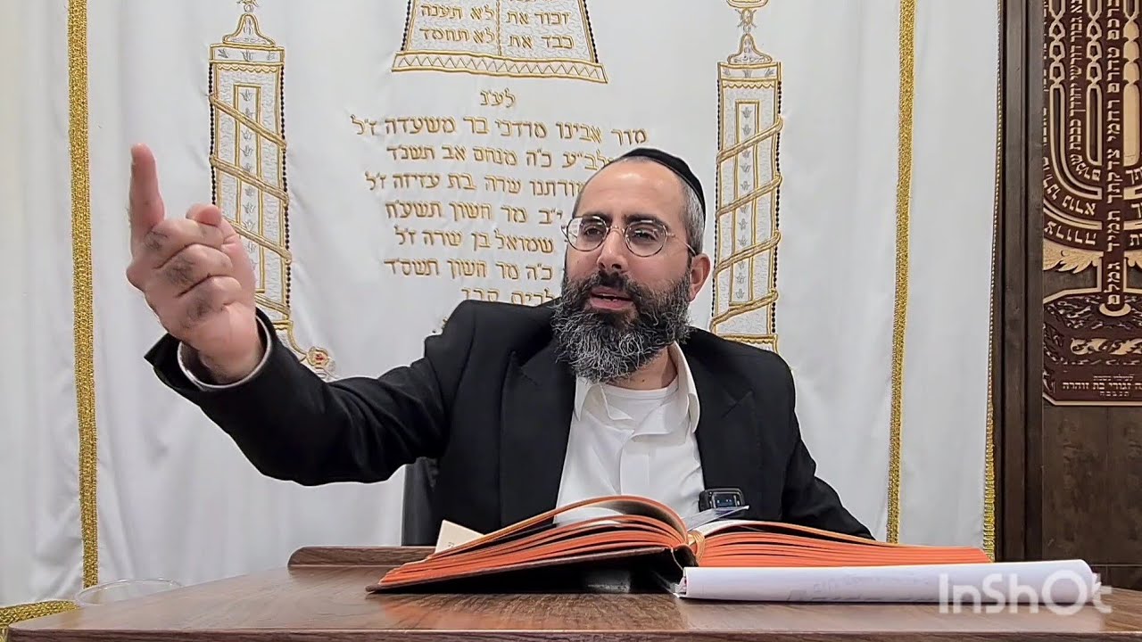 כו חשוון בן איש חיי פרשת מקץ אות יא  מעלת אמירת מזמורי הודו בכוונה ובשמחה להסיר! תמקטרגים מהתפילה !