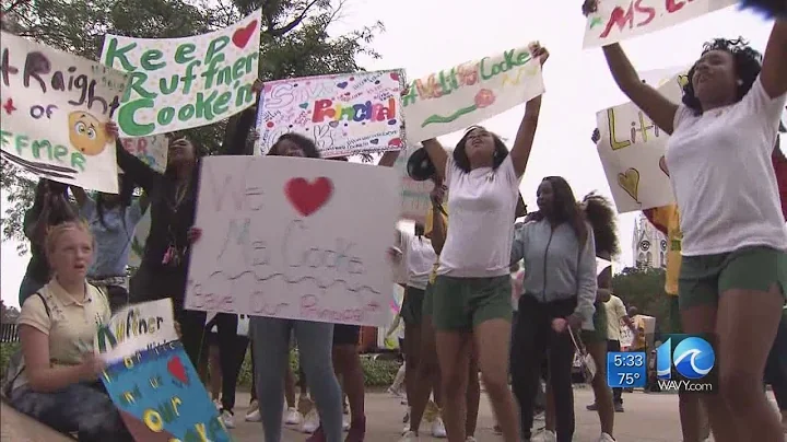 Students, parents, teachers protest to save princi...