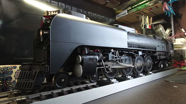 USA Trains FEF-3 #844  24V Full power rotation test