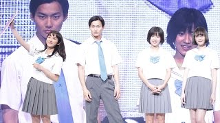 野村周平、黒島結菜＆平祐奈らと“白×青”のさわやか制服姿で神コレ登場　「サクラダリセット」コラボステージ　「神戸コレクション2017 S/S」