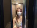 美人ダンサーが変な風に勘違いしています。