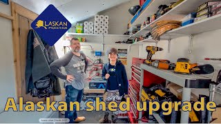 картинка: Готовим сарай к зиме на Аляске.
