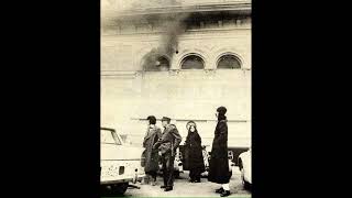 Watch Frank Zappa She Painted Up Her Face video