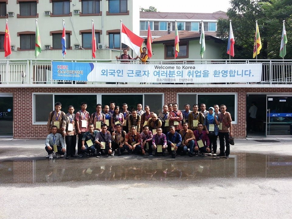 TKI Korea "Acara Hiburan Di Tempat Training Center Calon TKI di ANSEONG