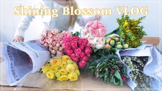 Florist VLOG-Flower Conditioning/Introducing Flowers/Making Handtied Bouquet/Flowershop vlog