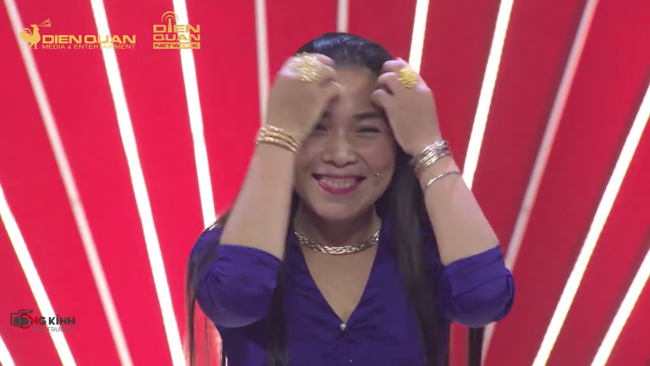 Fan cứng Trấn Thành nói câu nào giám khảo xịt keo câu đó, Trường Giang lại cười hả hê