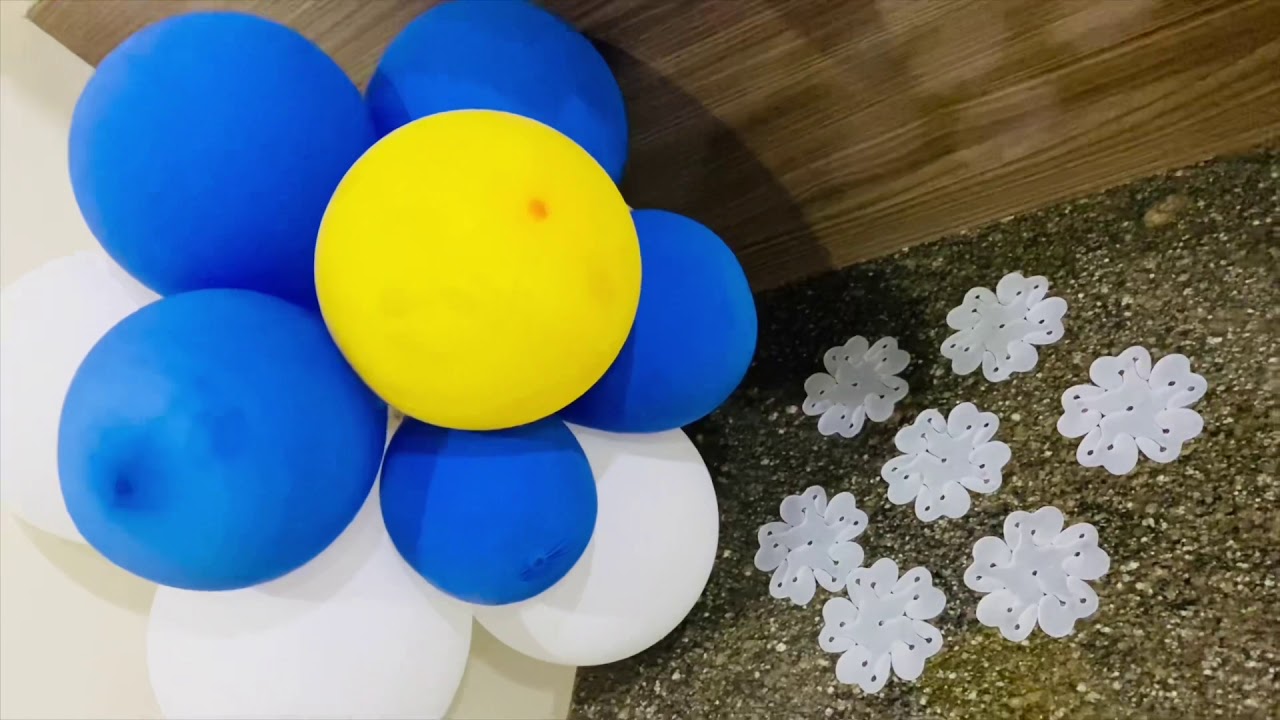 How to use this Flower Shape Balloon Clip Holder to Make flower petals