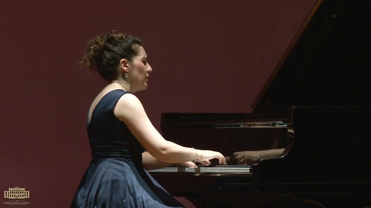 Liszt Piano Sonata in B minor S178 (live) - Lilit Grigoryan - YouTube