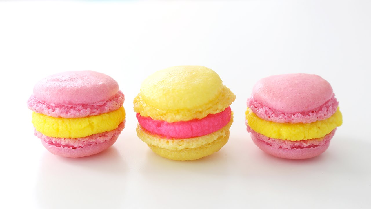 HOW TO MAKE MACARONS | EASY AND QUICK!
