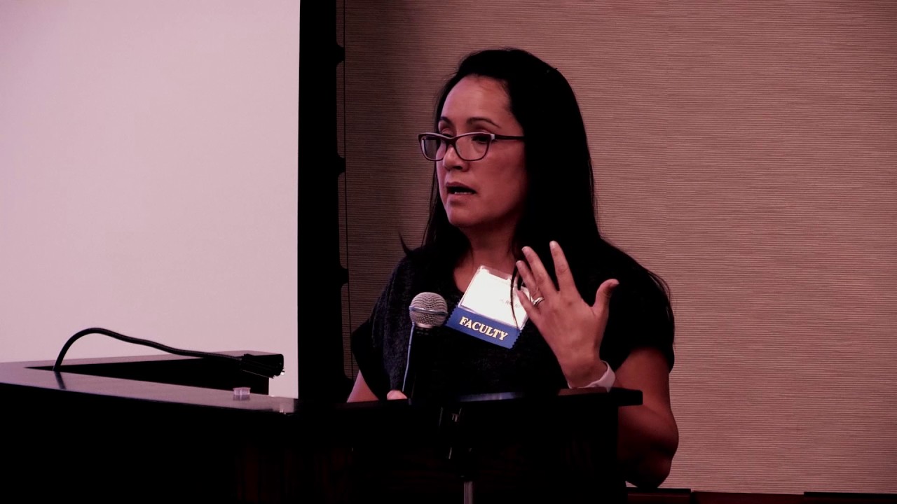 The Benefits of Nurse Navigators in Mesothelioma: Lien Hua-Feng, RN, and Graciela Hoal, RN, NP