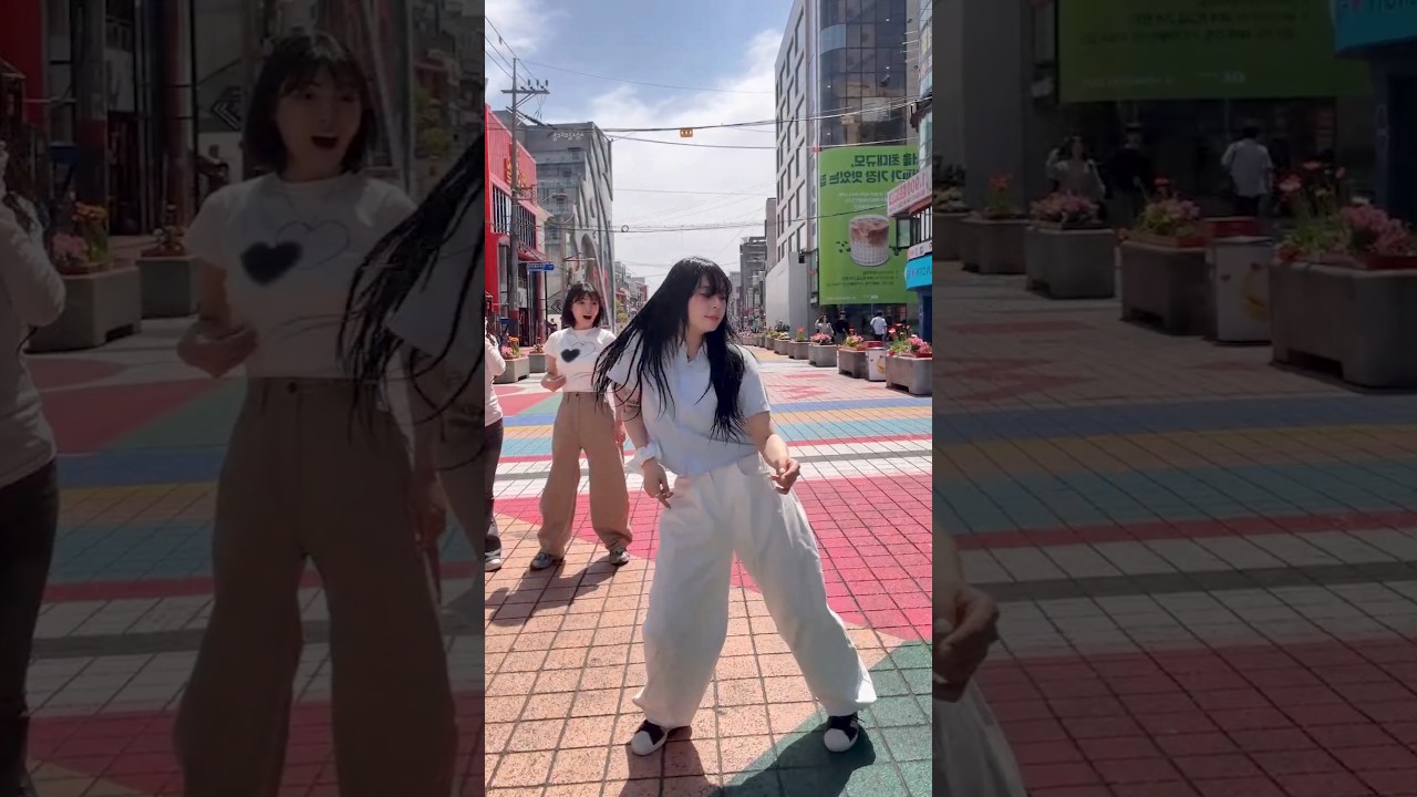 A top dancer just showed up 😲