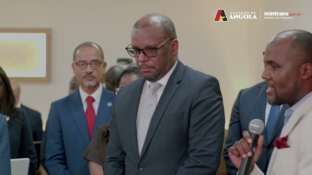 Angola avança na modernização do transporte público.