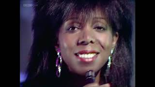 Audrey Hall - Smile (TOTP 1986)